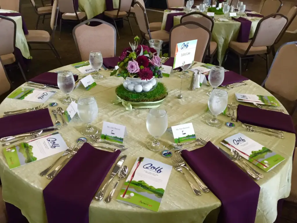 layout tablescape mint green purple golf
